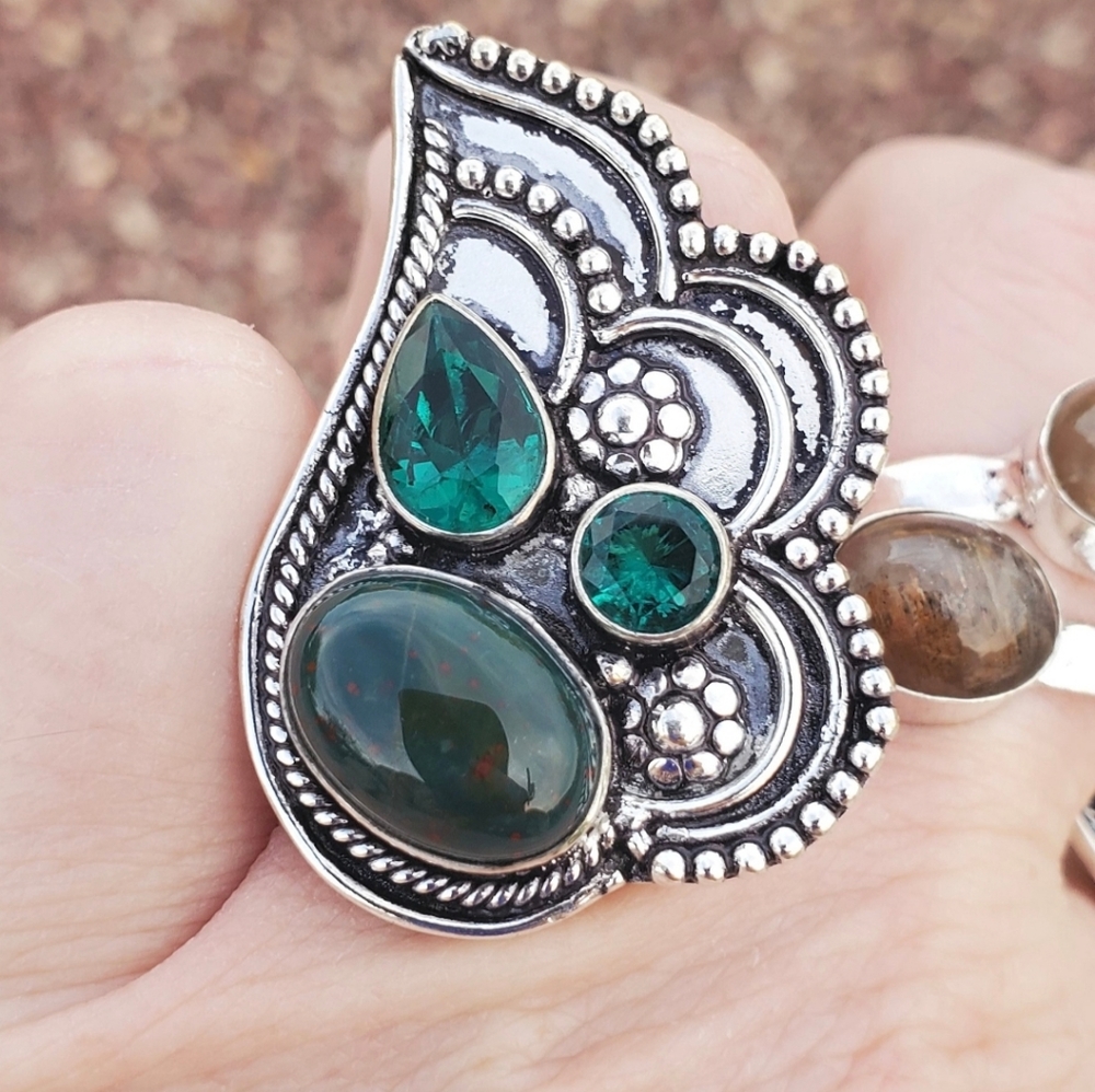 New Bloodstone & Peridot 925 Silver Ring.